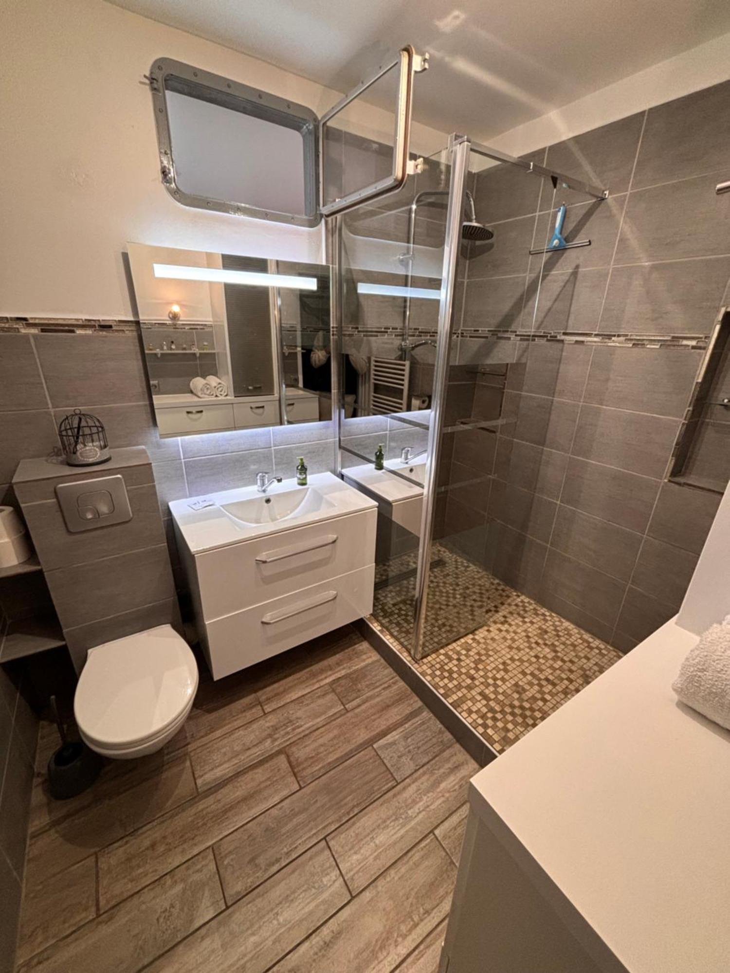 Provencal Apartment Cagnes-sur-Mer Bagian luar foto